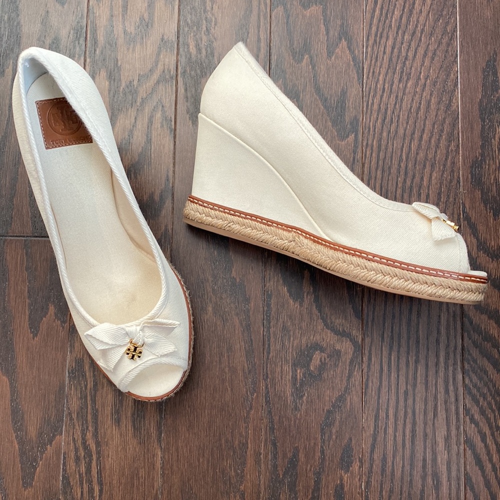 Impeccable Spring Wedges - Picture 5 of 8